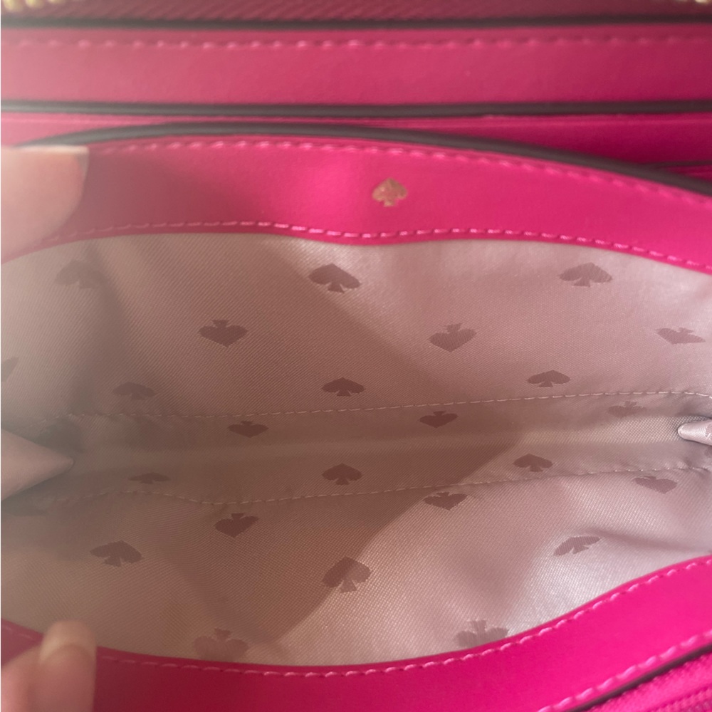 SOLD AUTHENTIC!!💎👜 Kate Spade Zip Around Wallet in Pink - Picture 9 of 12